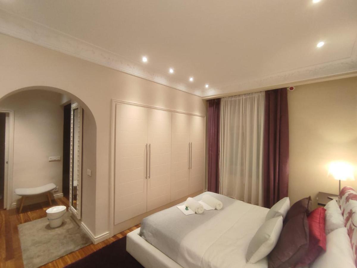 Habitacion En Vivienda Gran Via Bilbao Ngoại thất bức ảnh