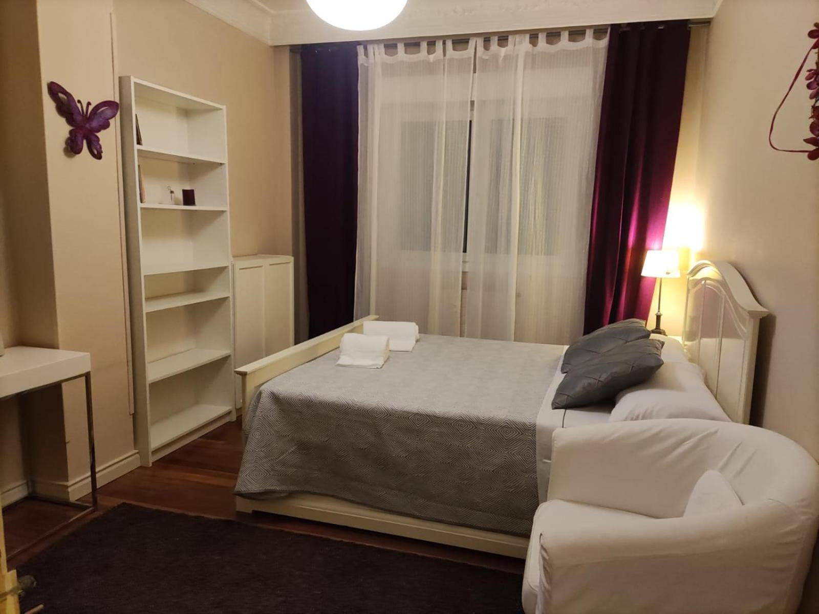 Habitacion En Vivienda Gran Via Bilbao Phòng bức ảnh